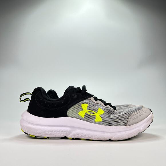 Under Armour Charged Assert 10 Gray Black Running Shoes 3026182-105 Youth Size 6 - Picture 1 of 10